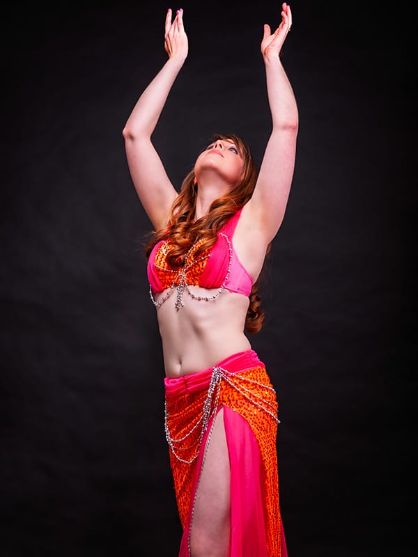 dancer-reaching-upwards