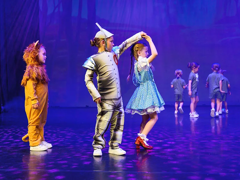 dance school performance of wizard of oz routine