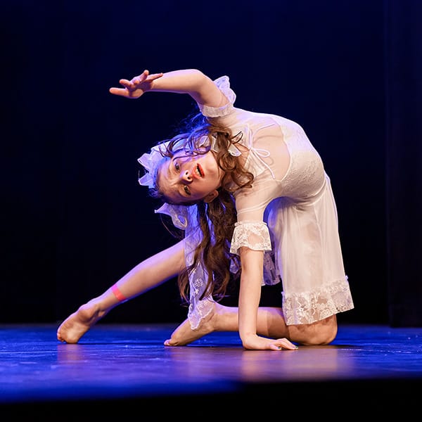 dancer-reaches-out-dramatically