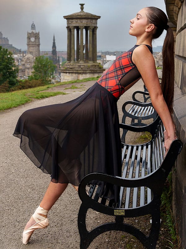 dancer-tartan-leotard-outdoors-Edinburgh