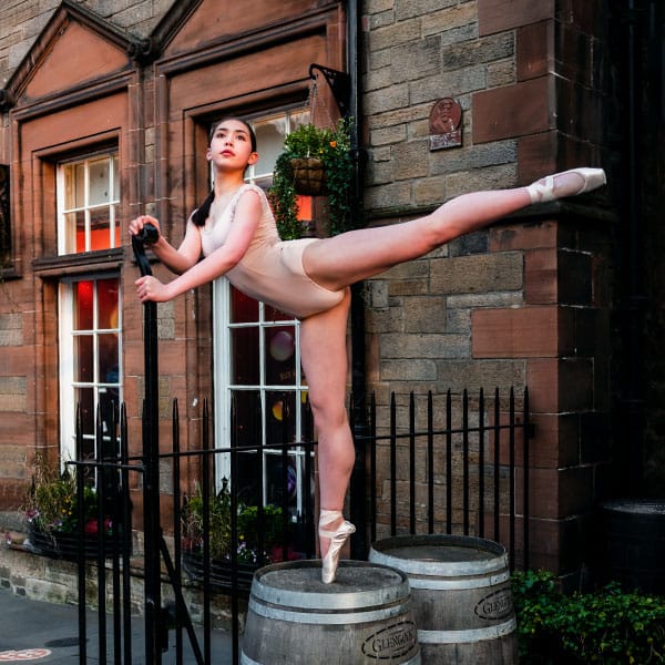 dancer-barrel-balance-portrait